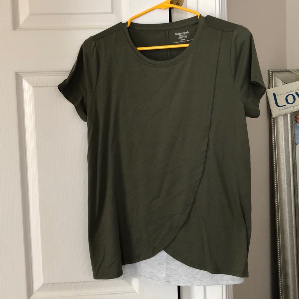 Motherhood maternity nursing t-shirt